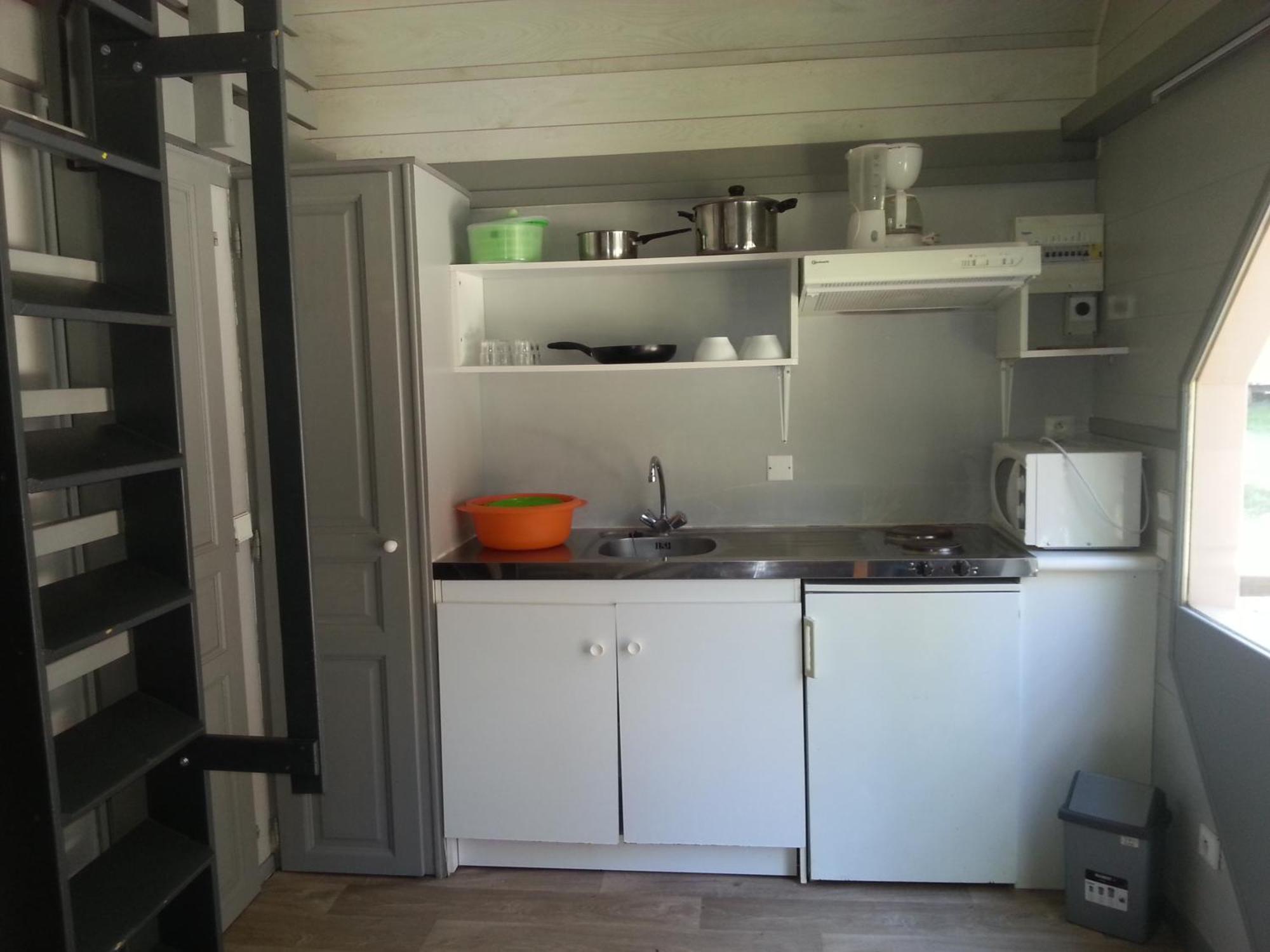 Camping Paradis Bellerive Montfrin Номер фото